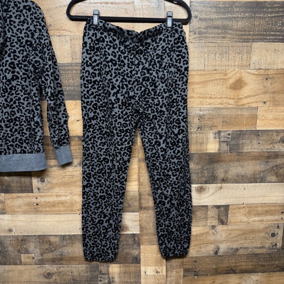 Soma WKND Leopard Print Velour Lounge Set Hoodie Pants Gray Black Size S - Picture 5 of 10